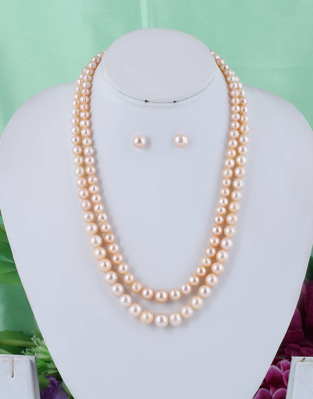 Peach Color Pearl Set with Stylish look